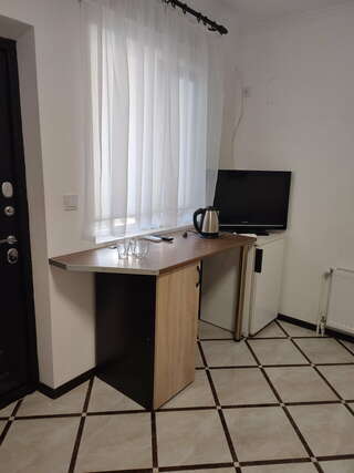 Гостевой дом У Чижика Севастополь номер комфорт 4-х местный -3