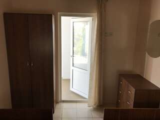 Гостевой дом У Чижика Севастополь 3-х комнатный стандарт 6-ти местный-5