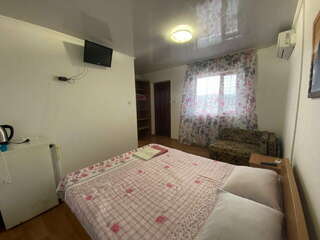 Гостевой дом У Чижика Севастополь стандарт-1