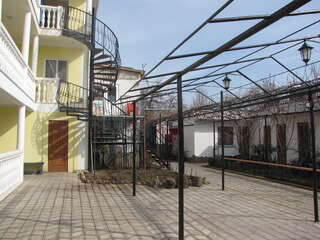 Гостевой дом У Чижика Севастополь-7