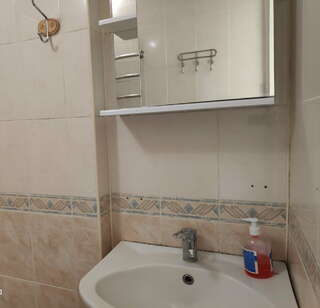 Гостевой дом У Чижика Севастополь Двухкомнатный полулюкс с кухней-9