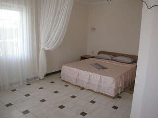 Гостевой дом У Чижика Севастополь Номер-студия с балконом-1