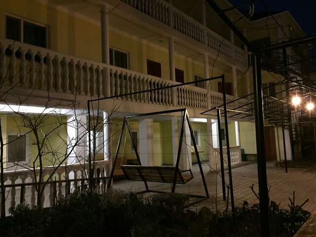 Гостевой дом У Чижика Севастополь-11